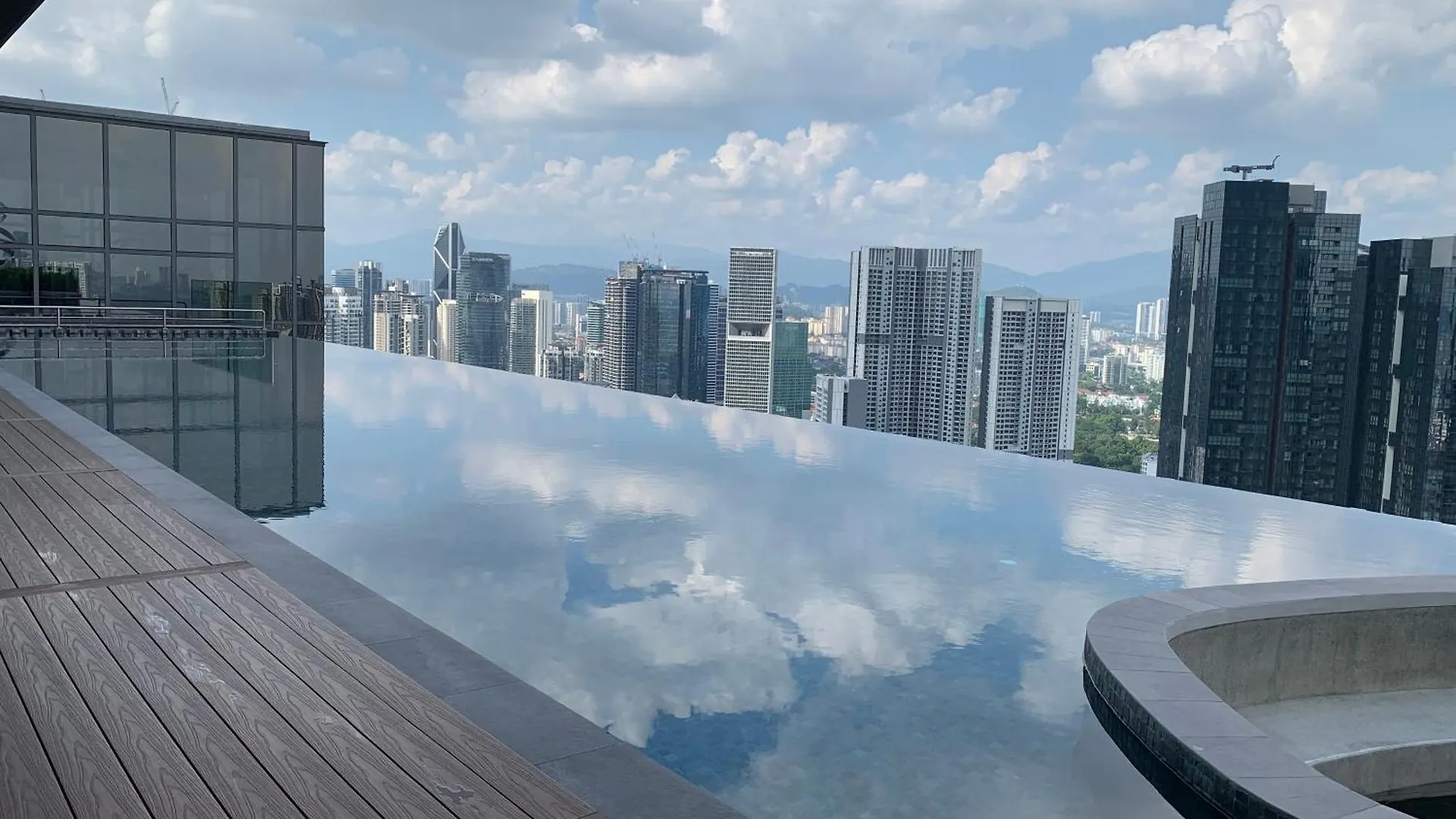 Apartment Core Residence Trx By Majestic Suites Kuala Lumpur